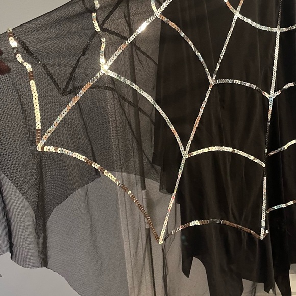 Spirit Plus Black 🕷️ Web Sequin Cape Poncho Halloween costume - Picture 4 of 12
